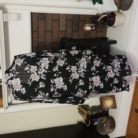 Spiritual Gangster Kimono - Picture 8 of 13